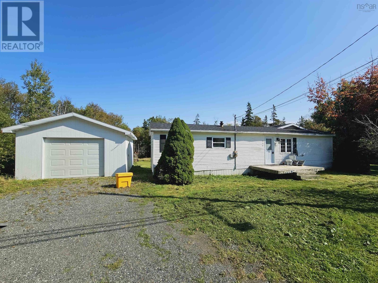 906 Point Aconi Road Property Photo 3