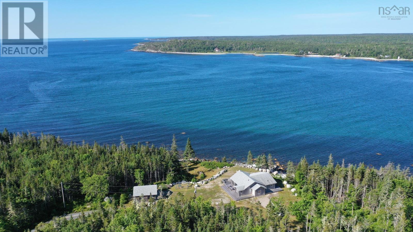 112 Stewards Point Road Property Photo 1
