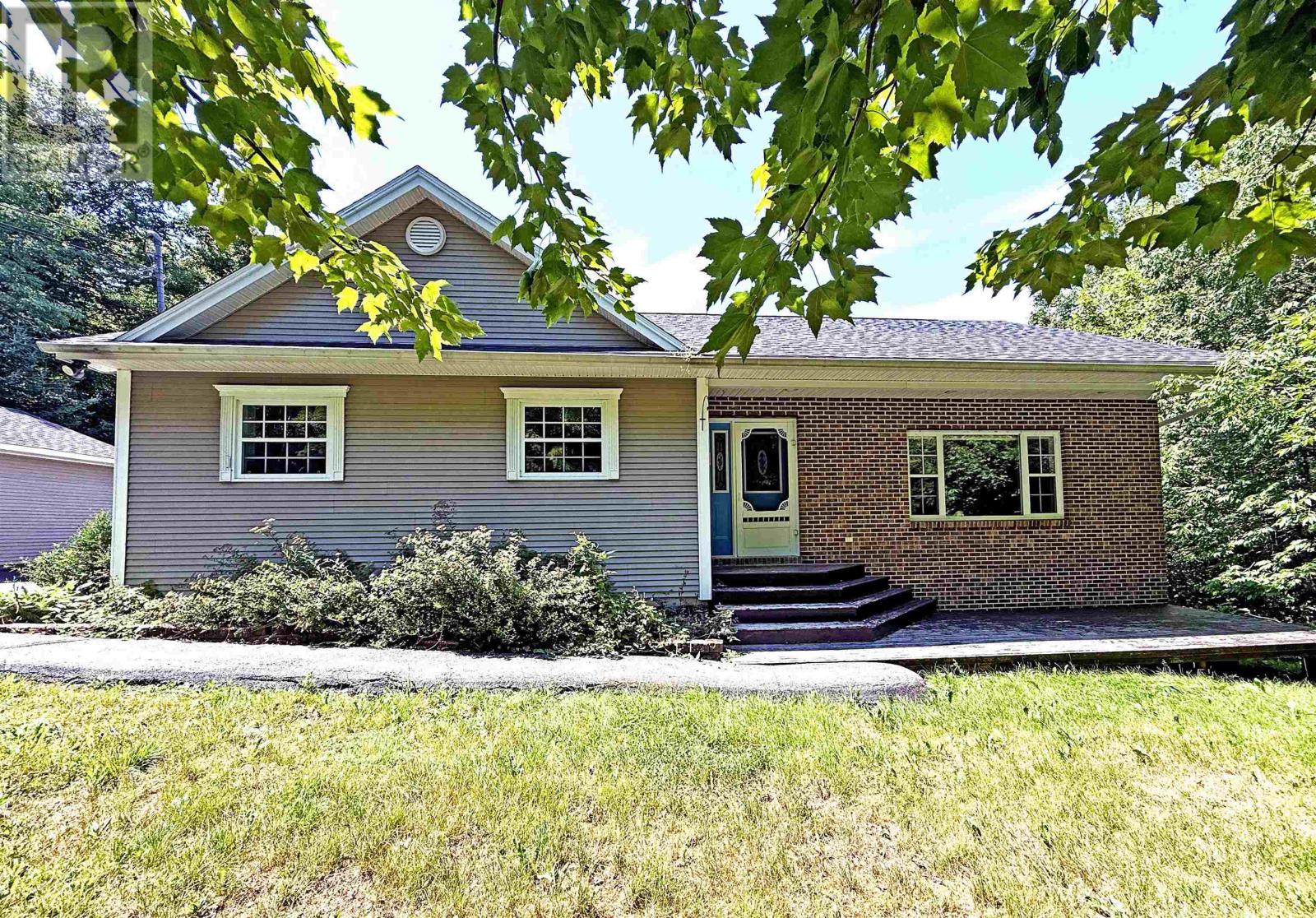 95 Birch Hill Run Property Photo 1