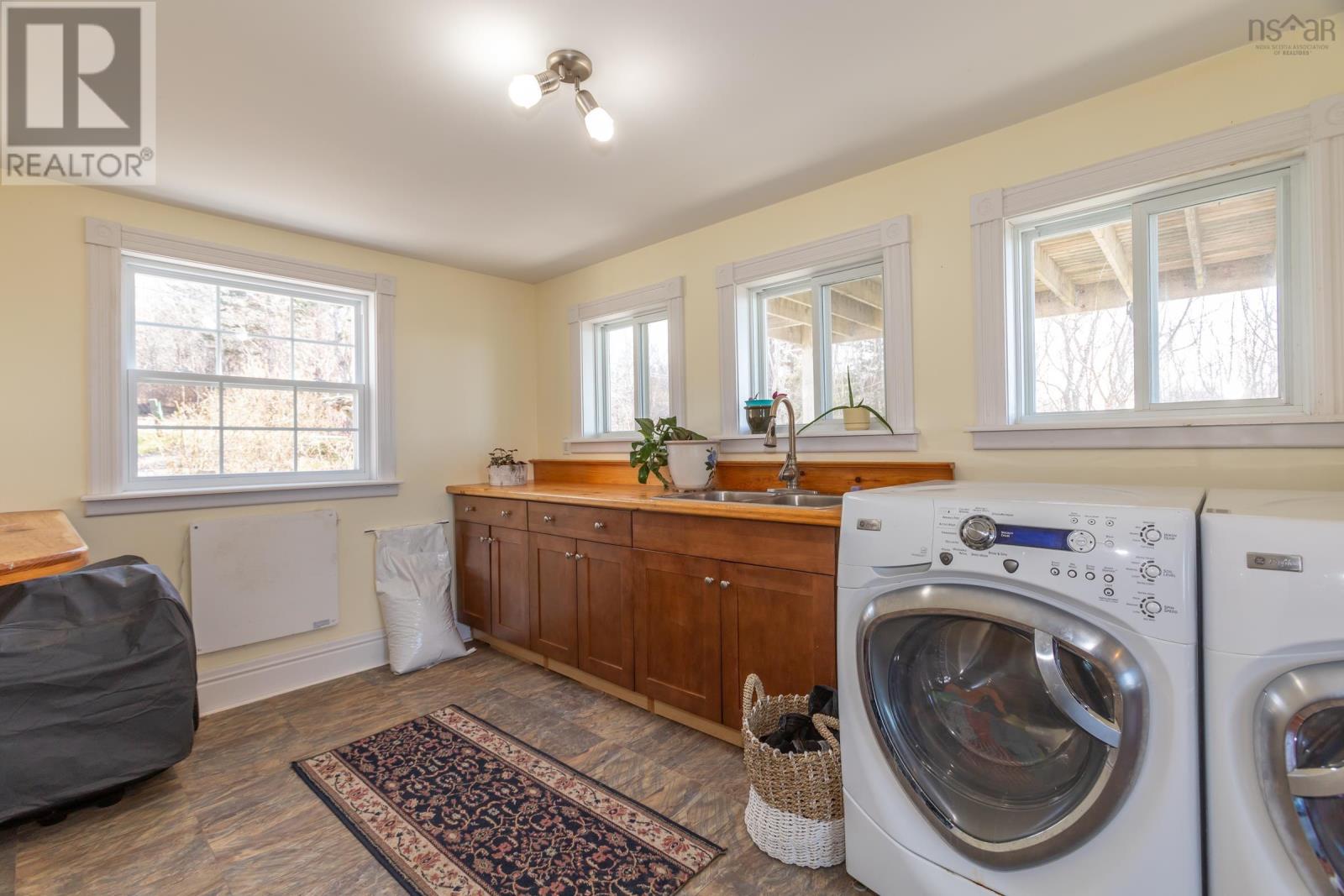 8831 St. Croix Cove Road Property Photo 43