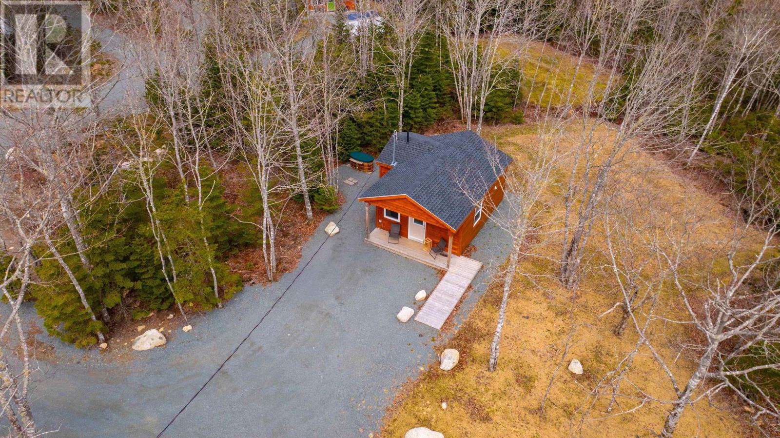 1232 West Porters Lake Road Property Photo 4