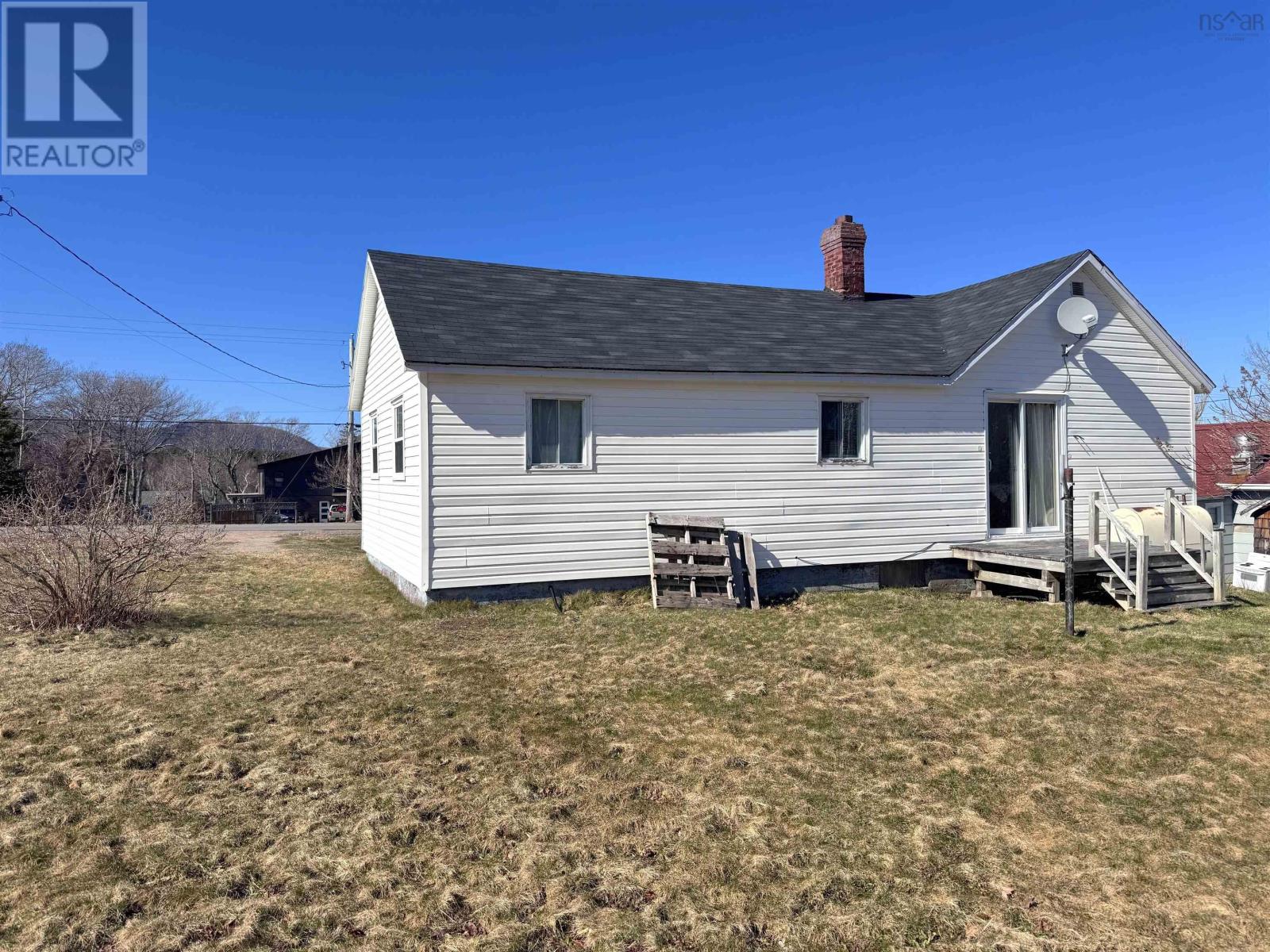 568 Dingwall Road Property Photo 16