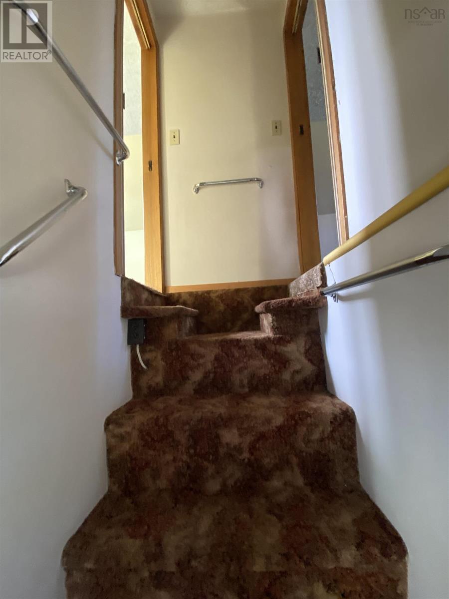48 Point Aconi Road Property Photo 15