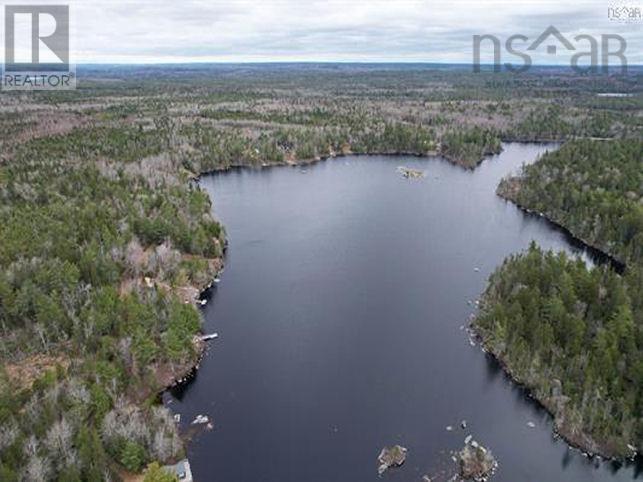 Baillie Lake Road Property Photo 8