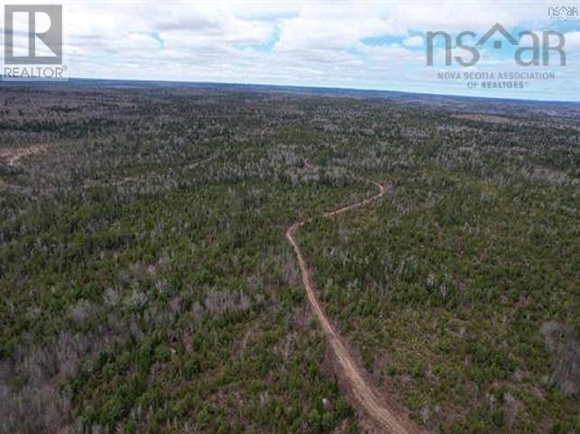 Baillie Lake Road Property Photo 13