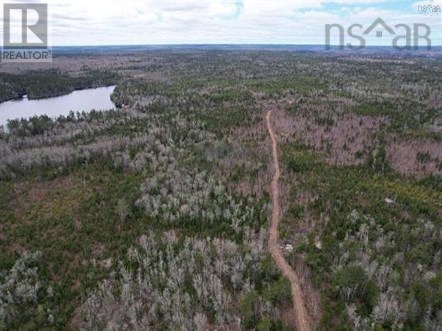 Baillie Lake Road Property Photo 15