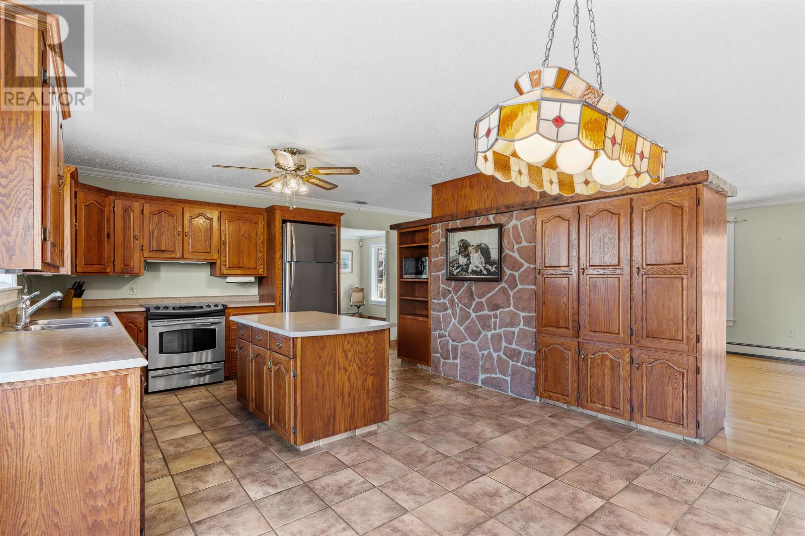 35 Victoria Street Property Photo 6