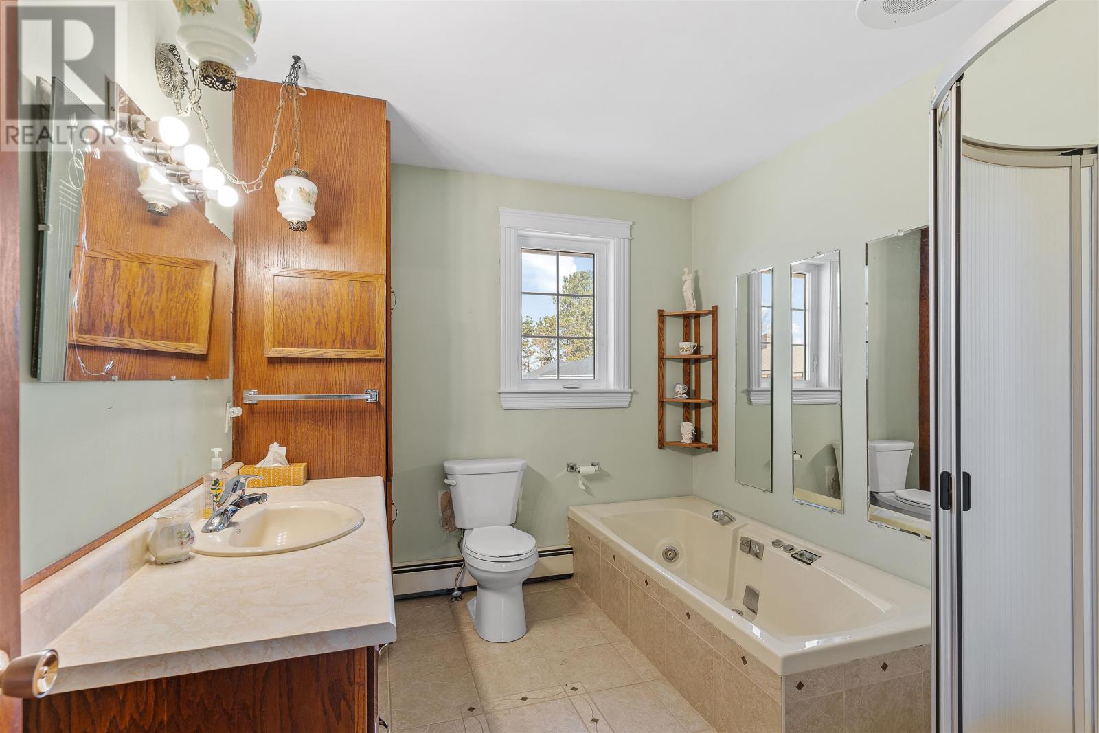 35 Victoria Street Property Photo 12