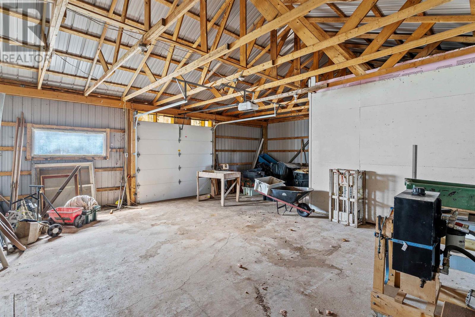 35 Victoria Street Property Photo 21