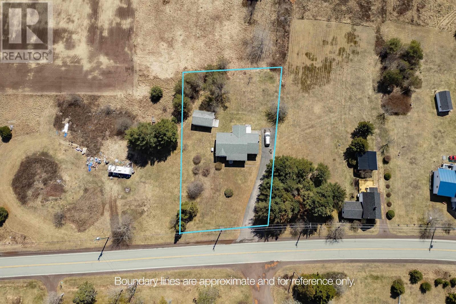 10216 Highway 209 Property Photo 4