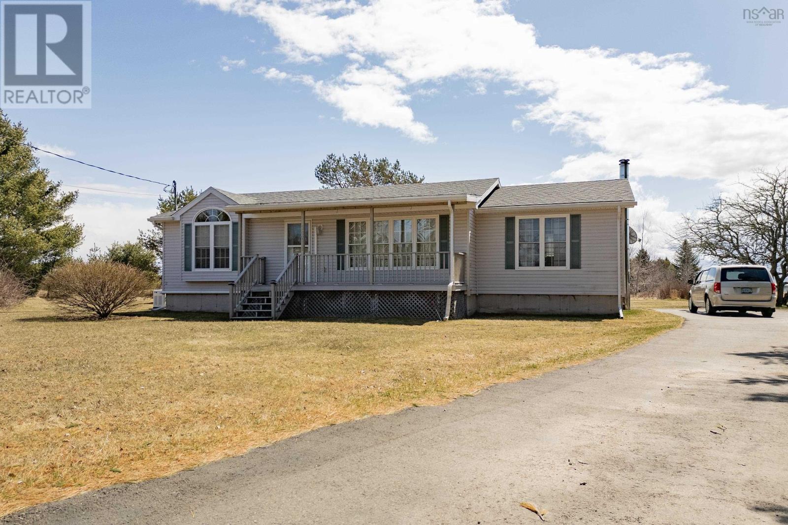 10216 Highway 209 Property Photo 31