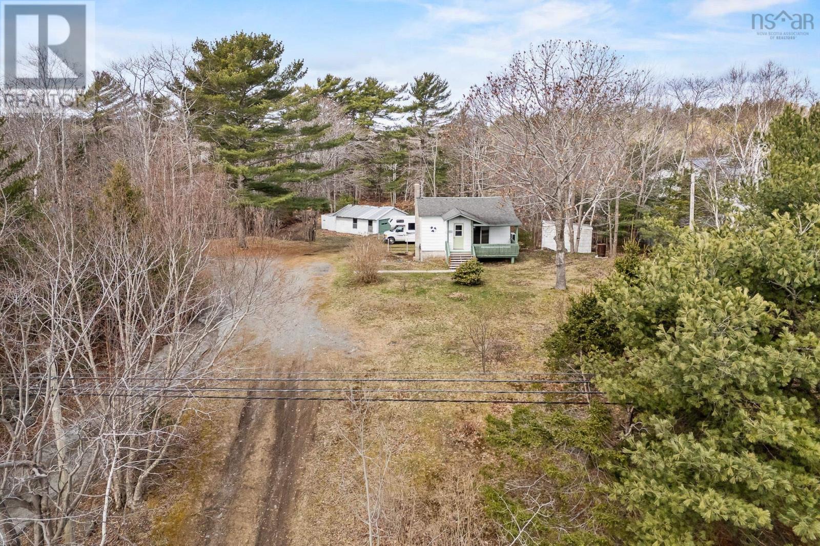 2222 Rocky Lake Drive Property Photo 10