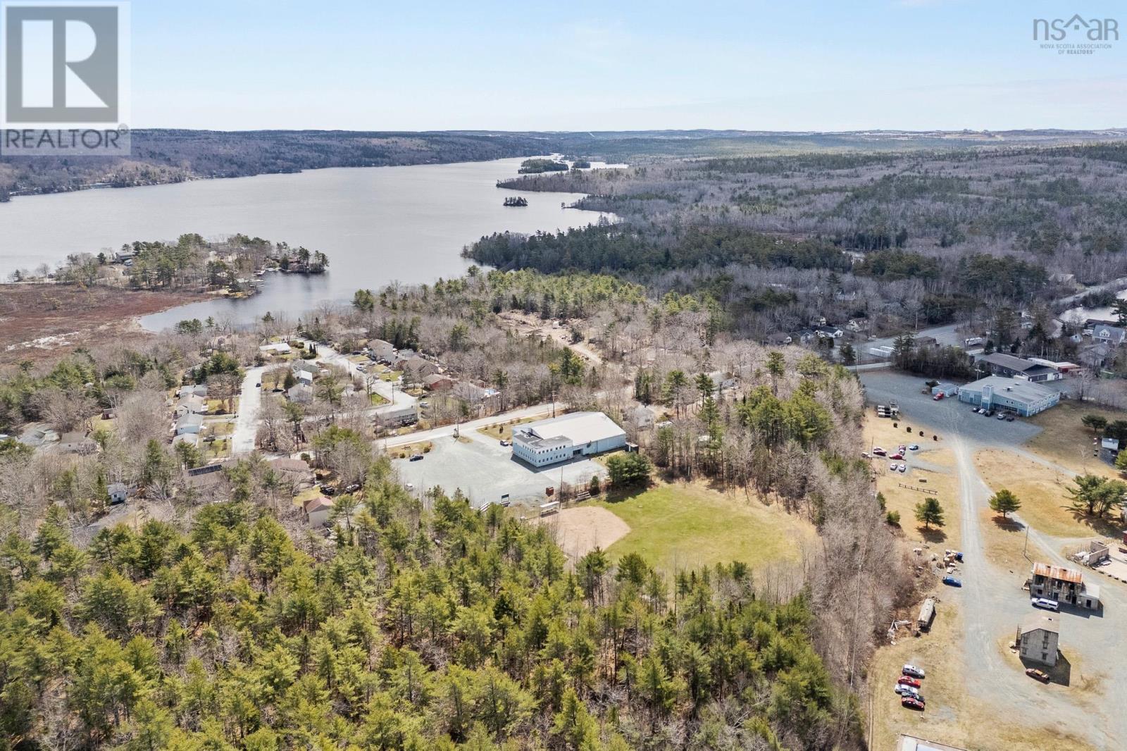 2222 Rocky Lake Drive Property Photo 14
