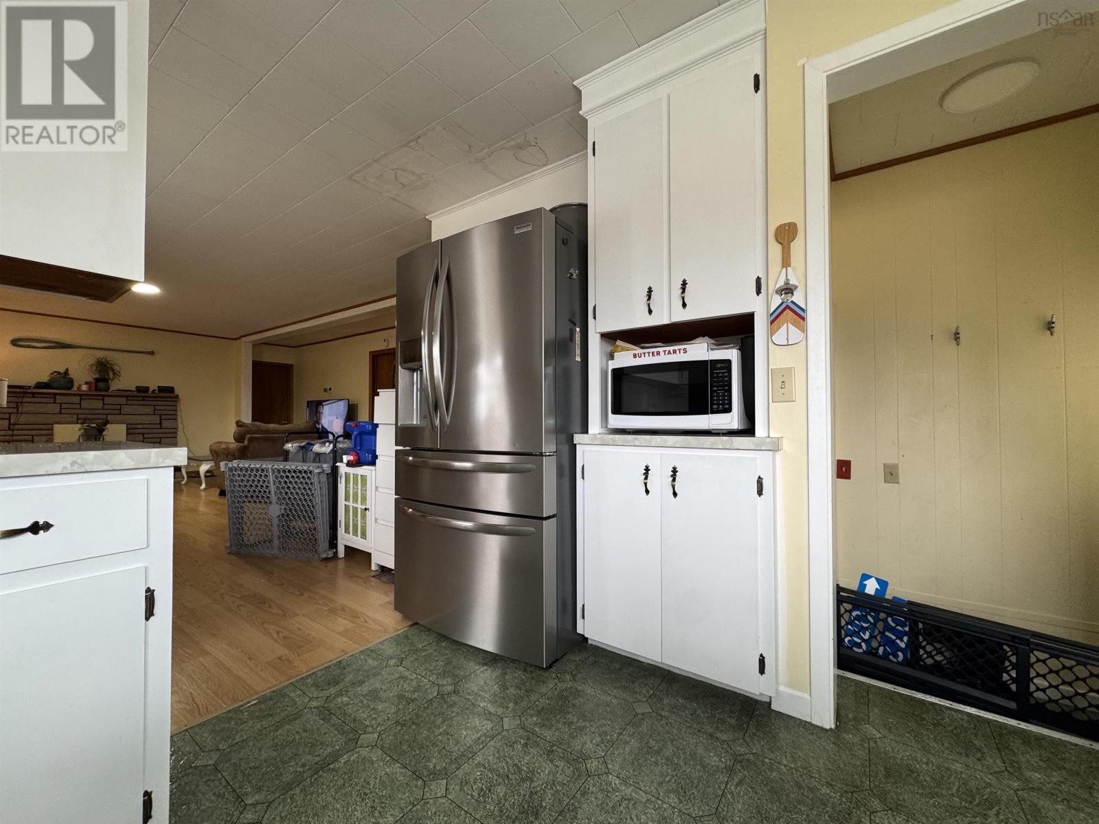 7072 Highway 340 Property Photo 5