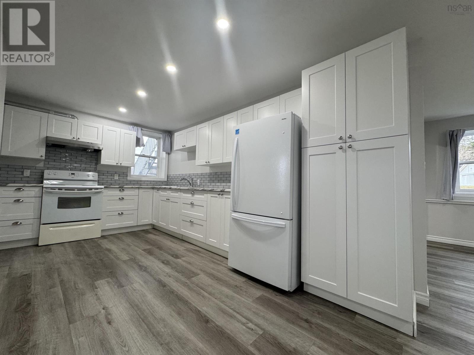 7072 Highway 340 Property Photo 12