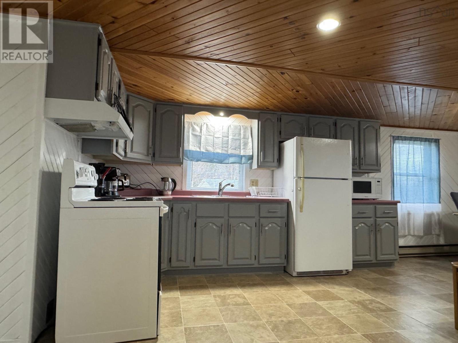 7072 Highway 340 Property Photo 26