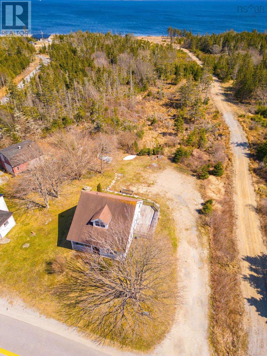 1209 Stoney Island Property Photo 2