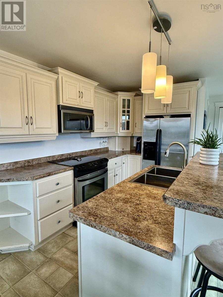 1209 Stoney Island Property Photo 16