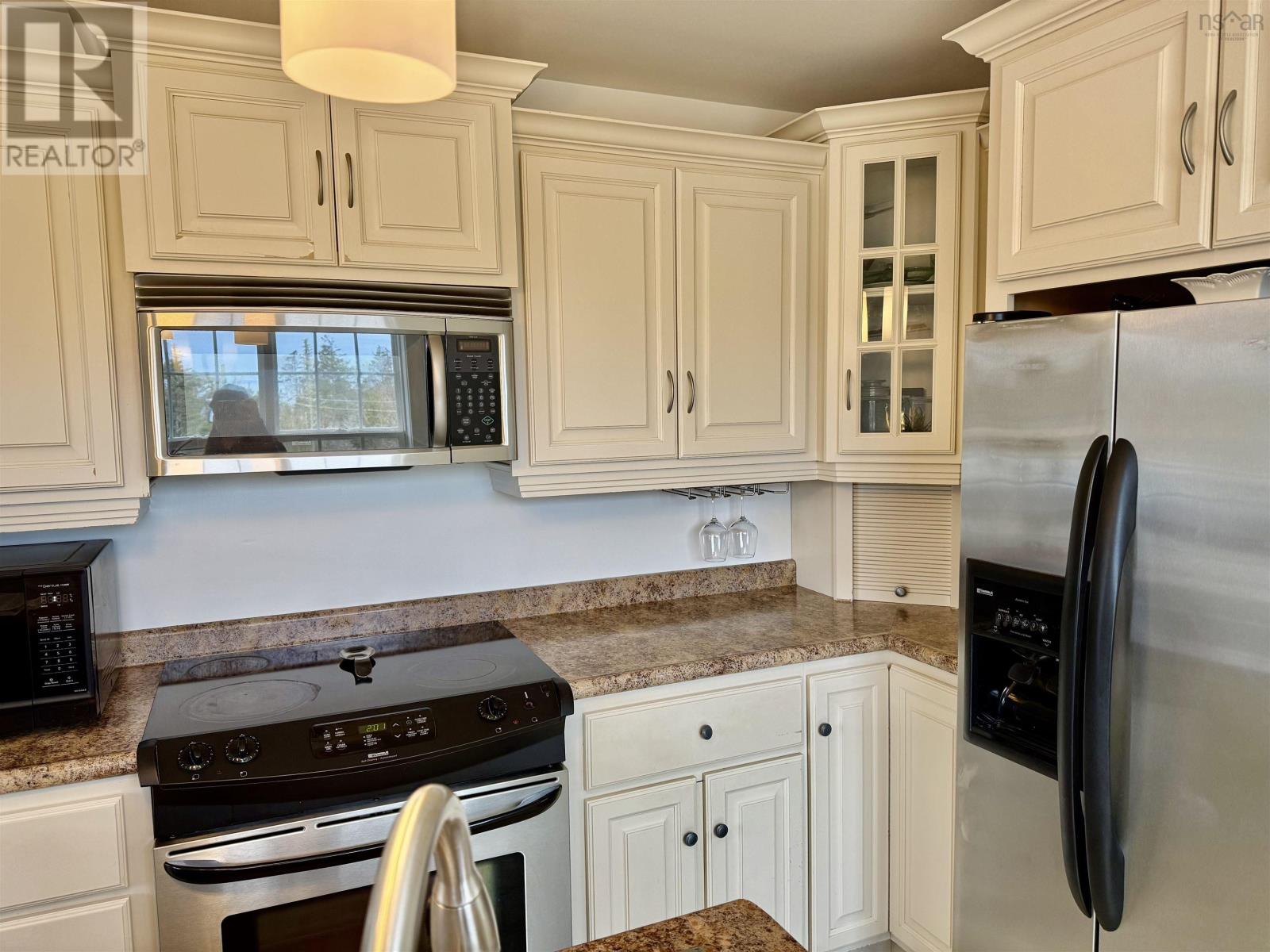 1209 Stoney Island Property Photo 17