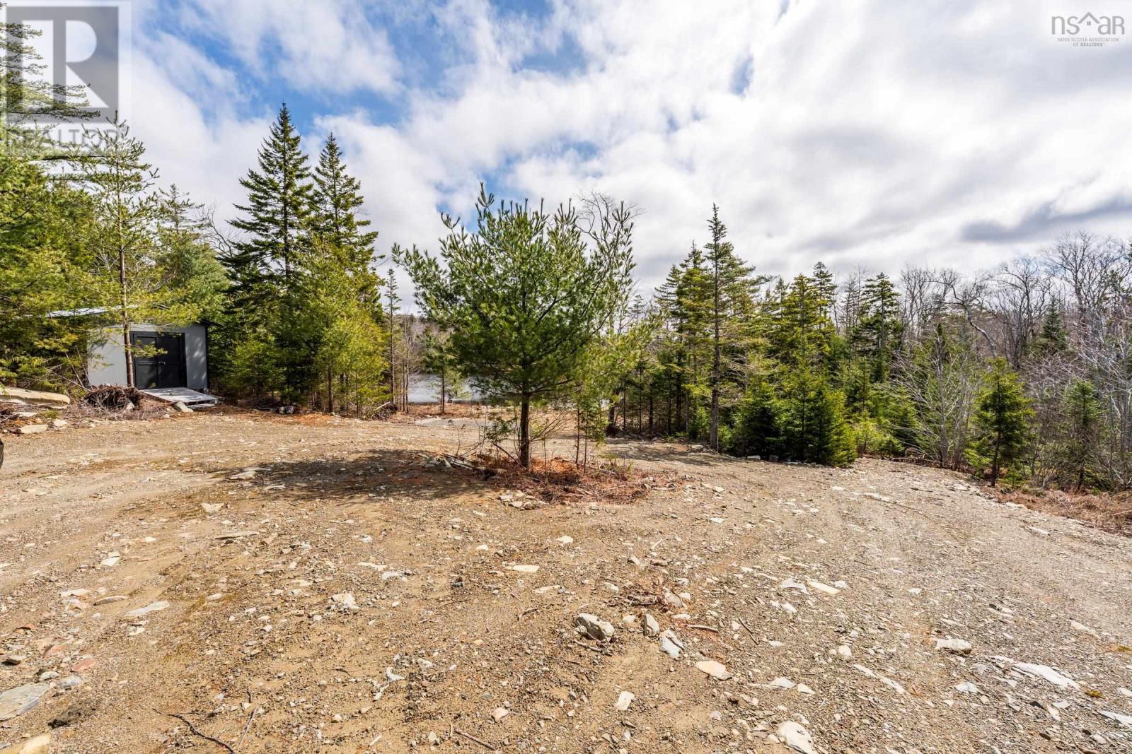 334 Harrington Road Property Photo 12