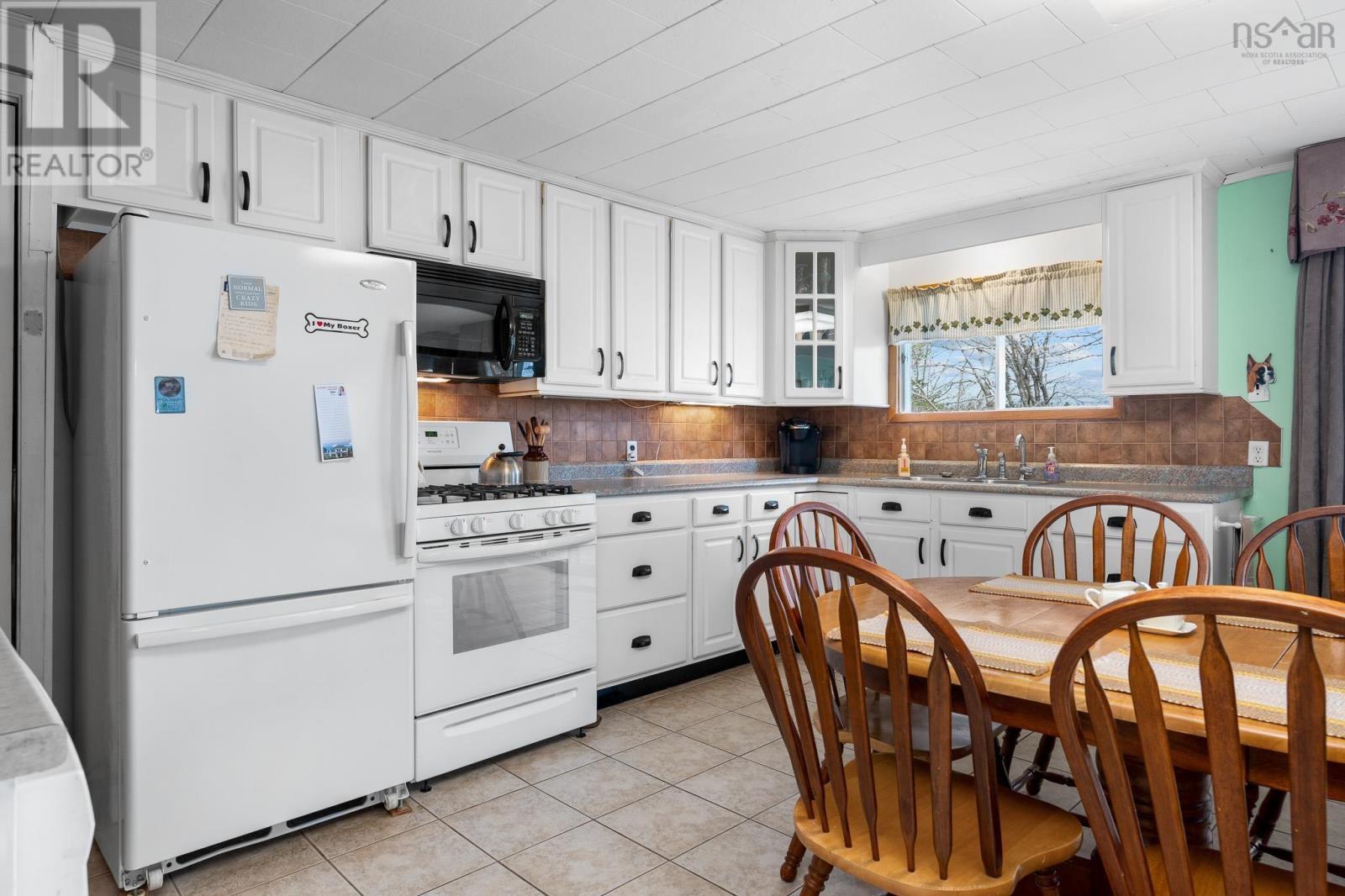 143 Piggott Lake Road Property Photo 8