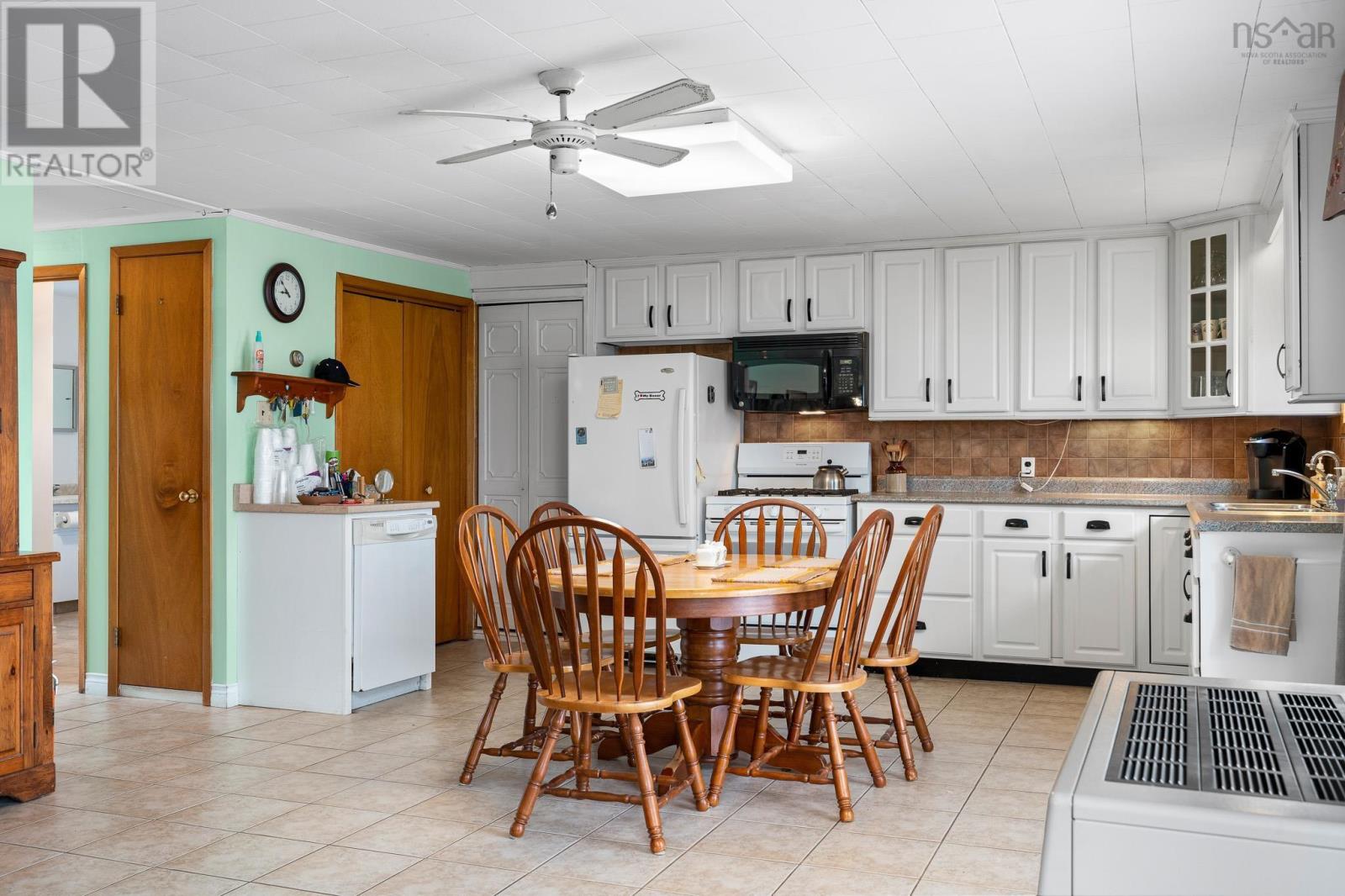 143 Piggott Lake Road Property Photo 11