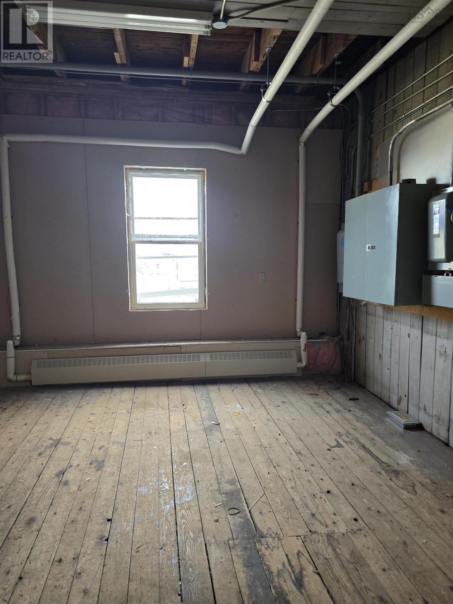 183 Main Street Property Photo 15