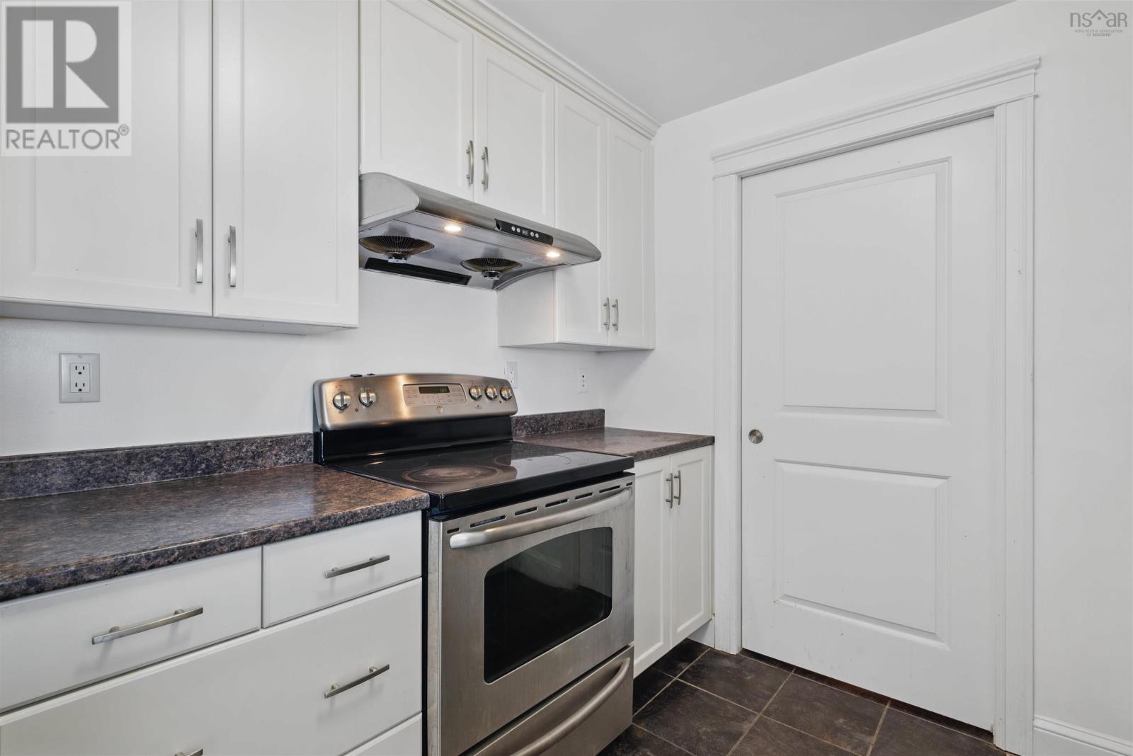 1108 60 Walter Havill Drive Property Photo 12