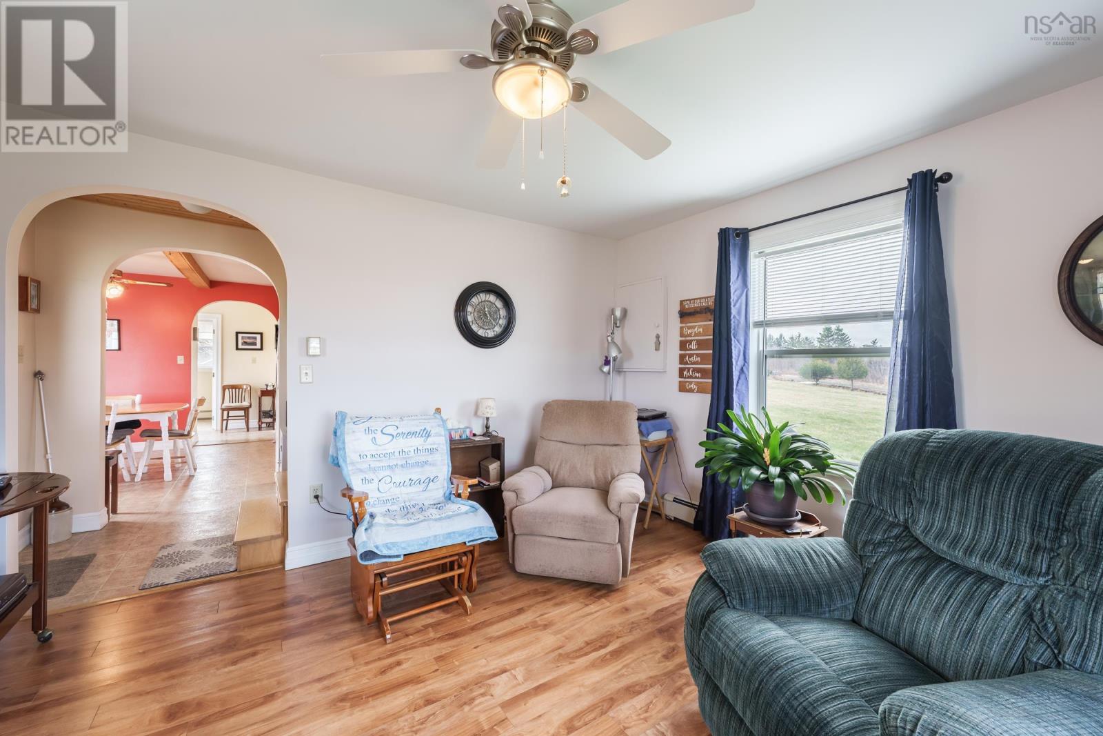 9030 Highway 101 Property Photo 17