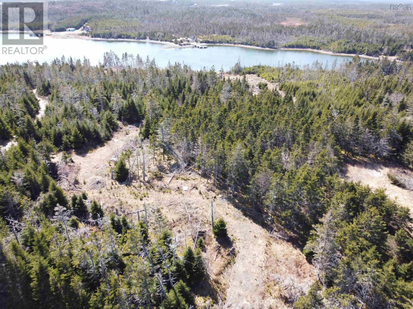 542 Beaver Harbour Road Property Photo 2
