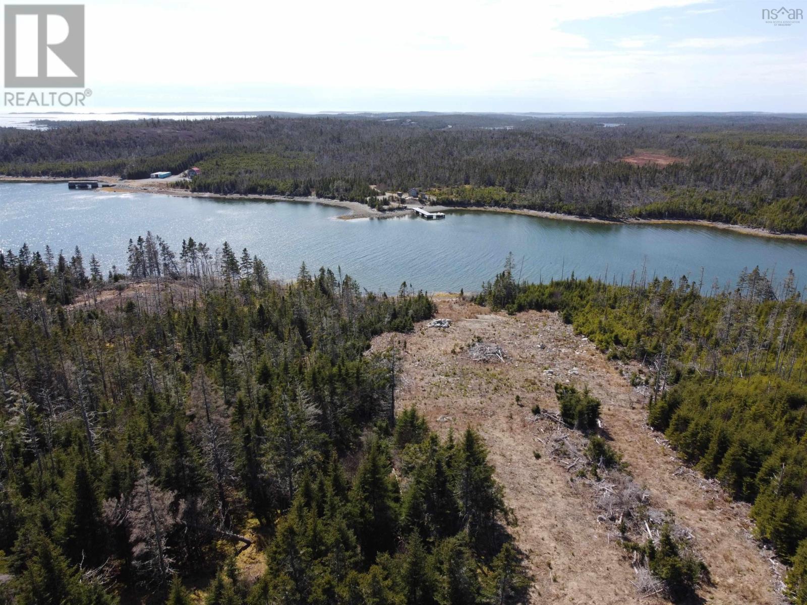 542 Beaver Harbour Road Property Photo 4