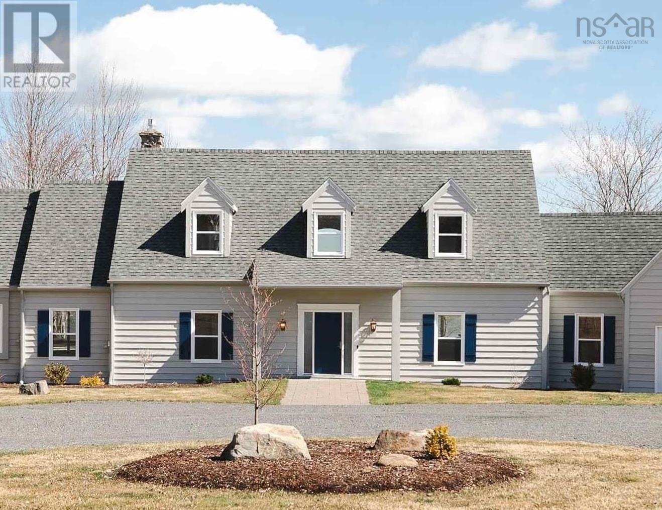 5293 Little Harbour Road Property Photo 3