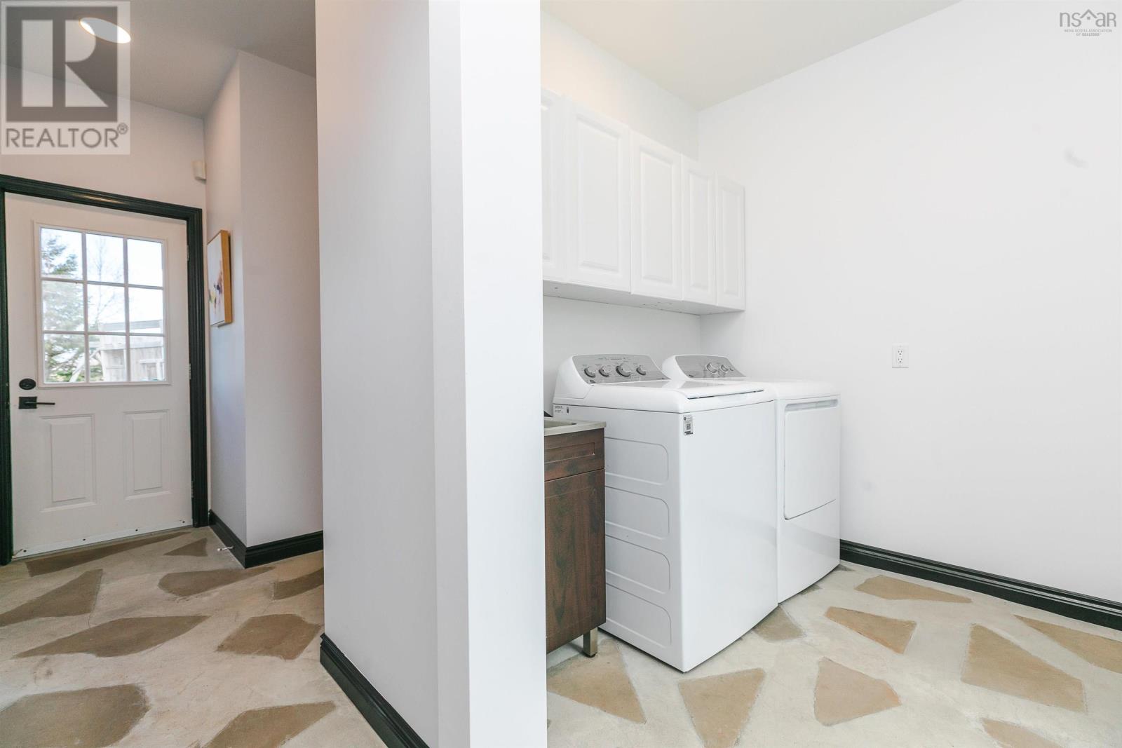 5293 Little Harbour Road Property Photo 20