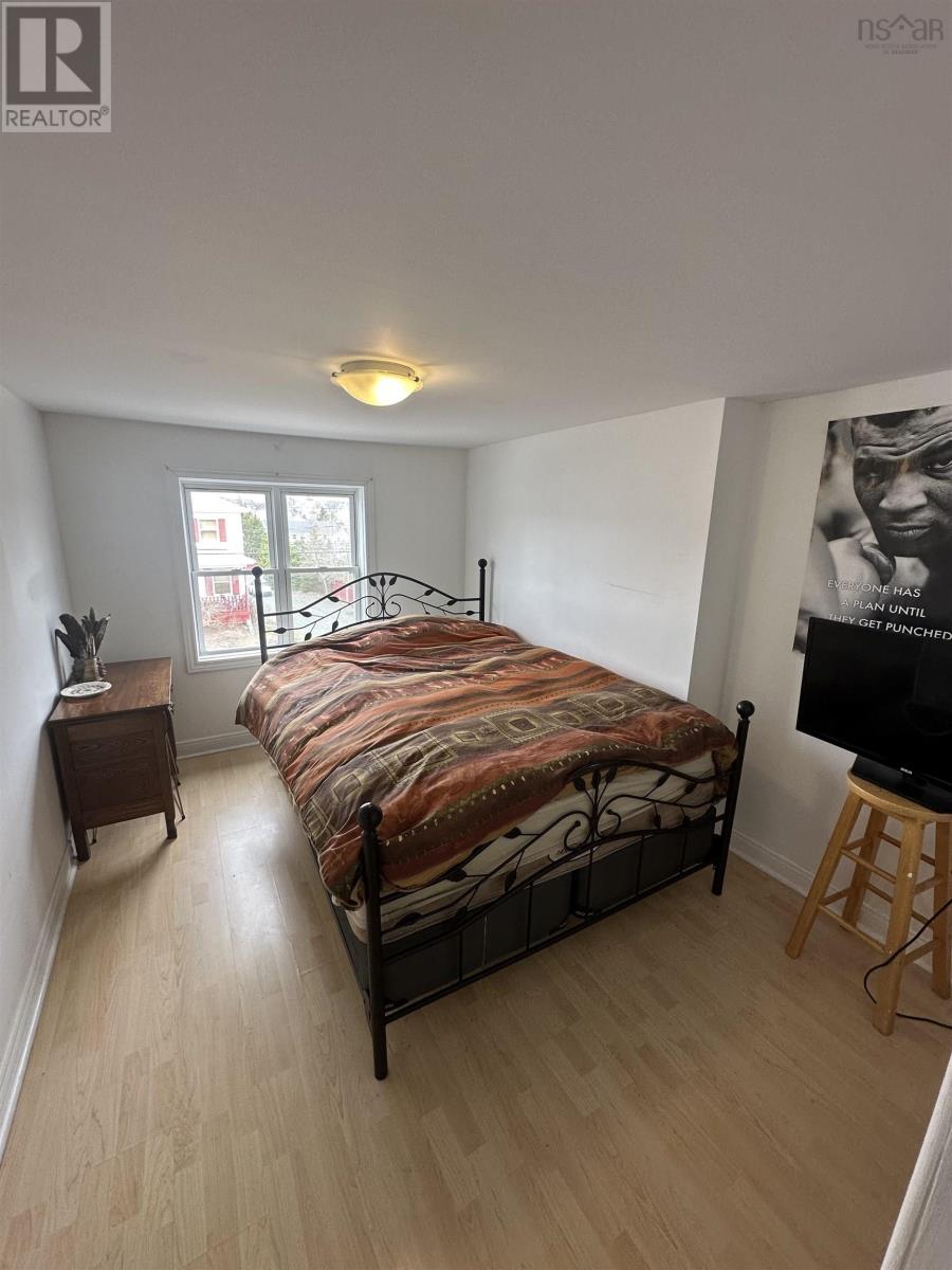 11 Viewville Street Property Photo 12