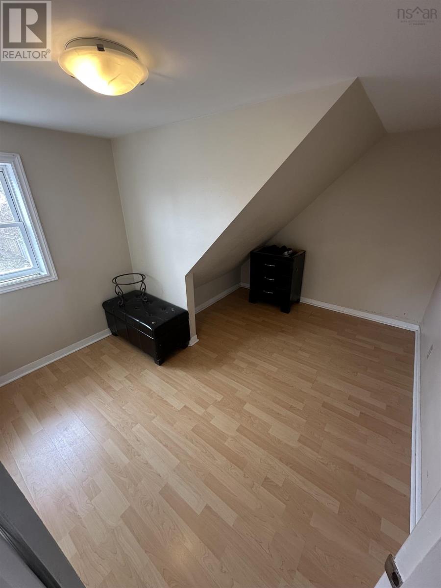 11 Viewville Street Property Photo 14