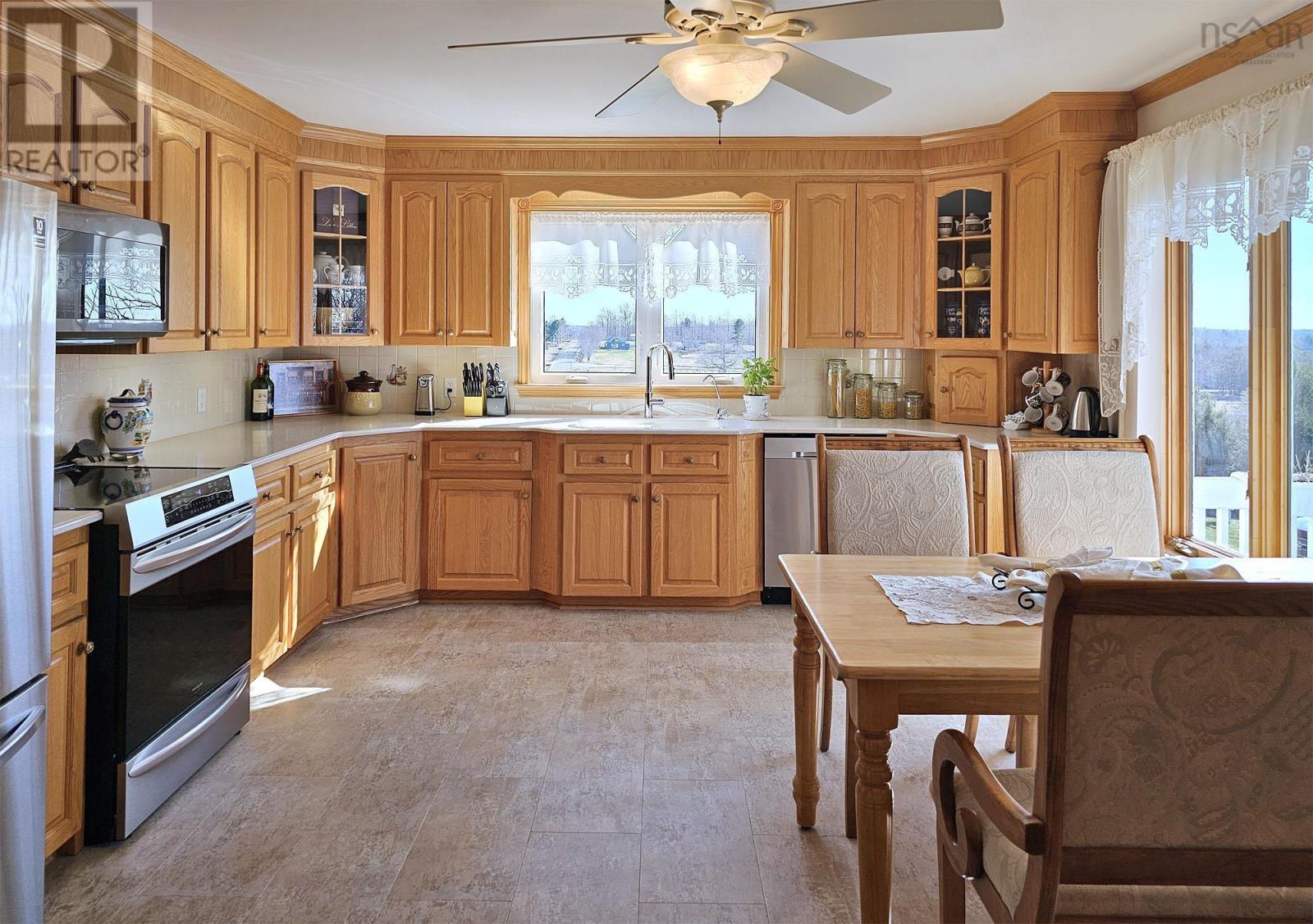2865 Highway 340 Property Photo 9