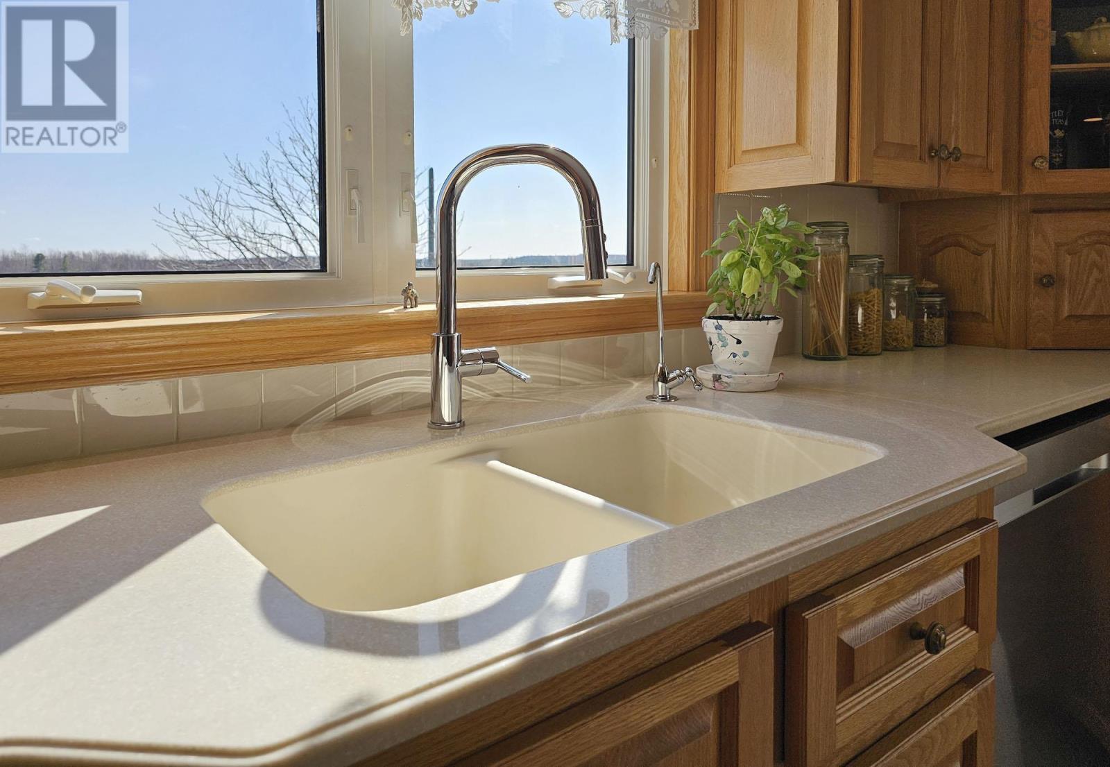 2865 Highway 340 Property Photo 11