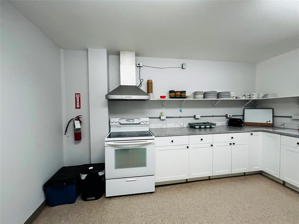 104 Broadway Street S Property Photo 21