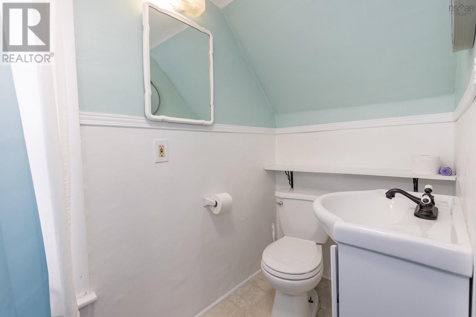 1 Moore Street Property Photo 28