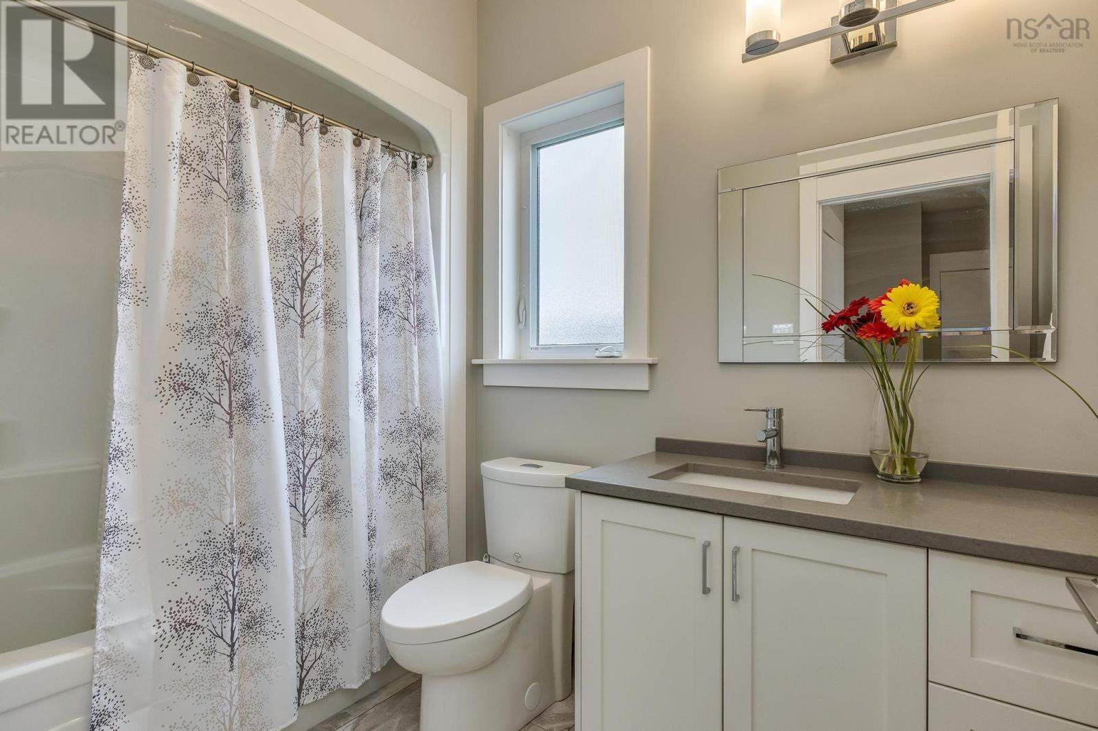 108 Bradford Place Property Photo 11