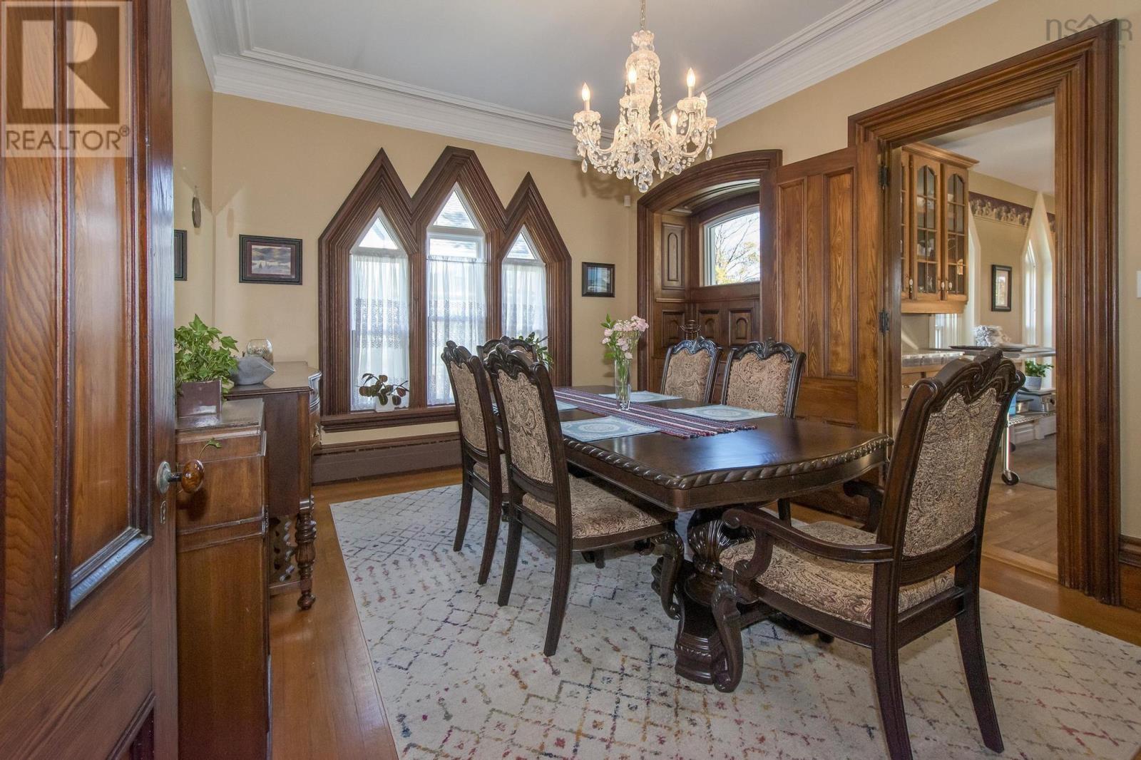 57 William Street Property Photo 10