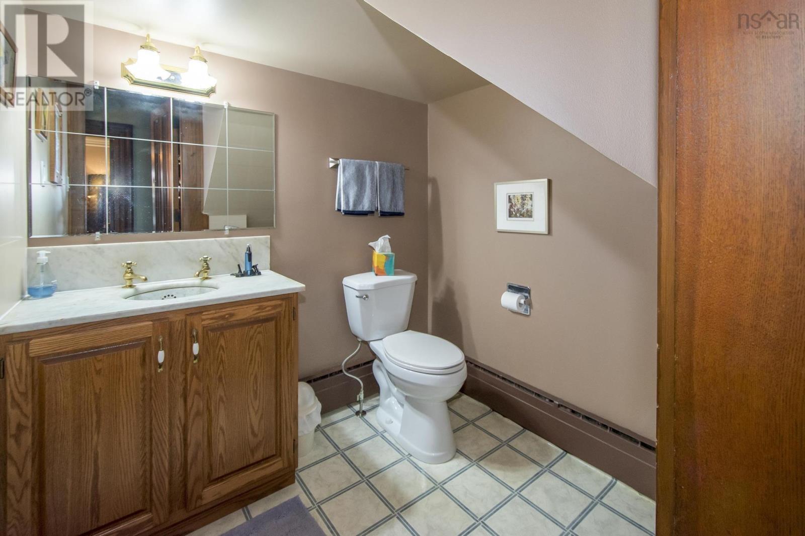 57 William Street Property Photo 15