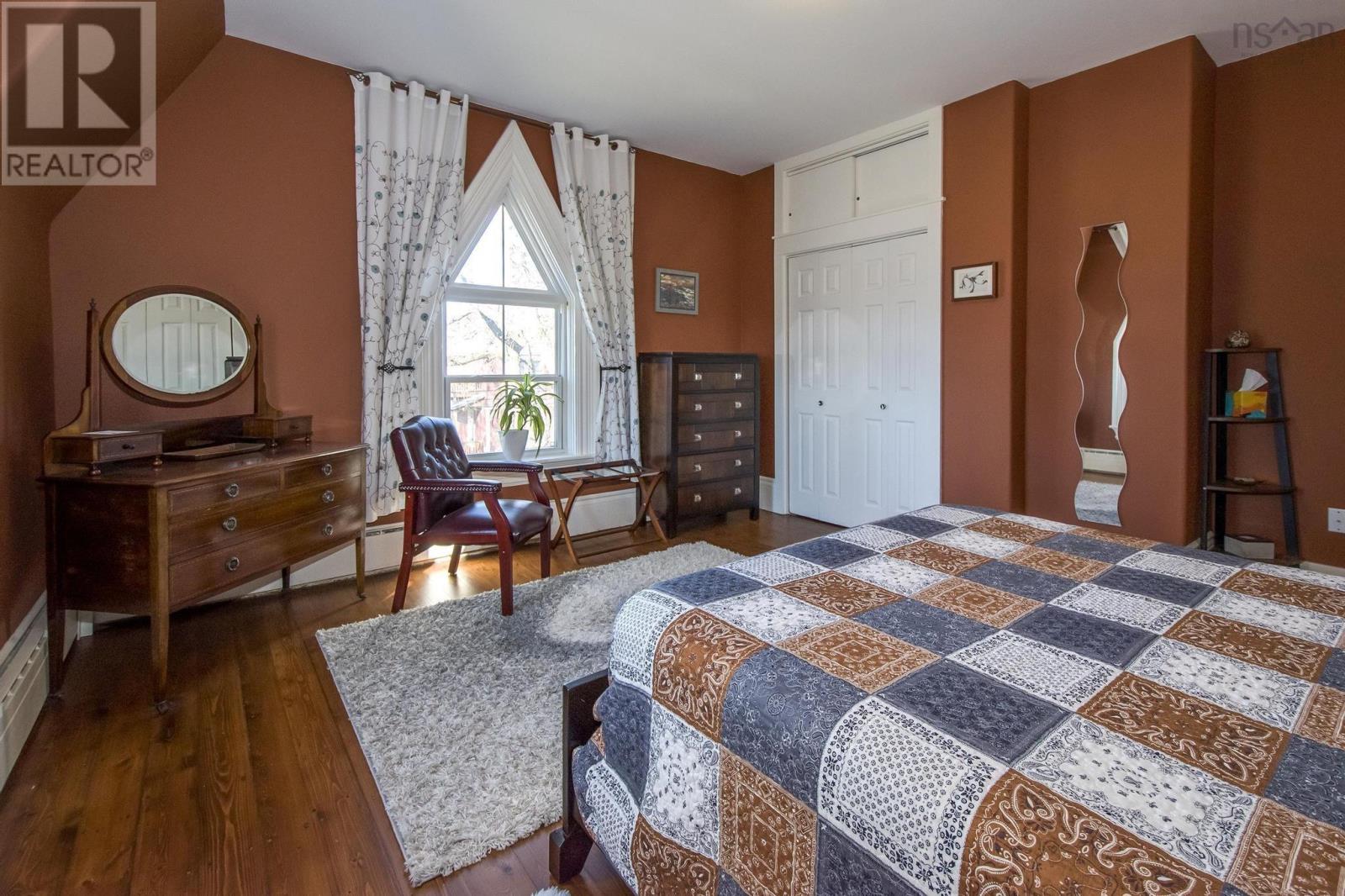 57 William Street Property Photo 20