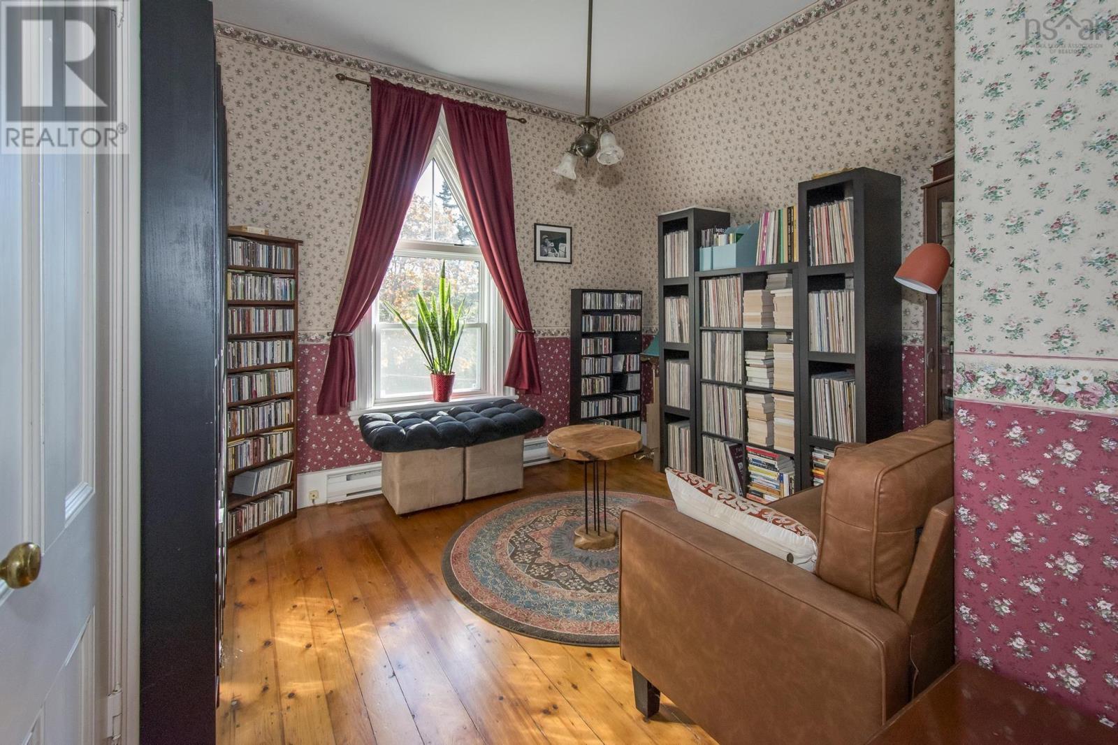 57 William Street Property Photo 30