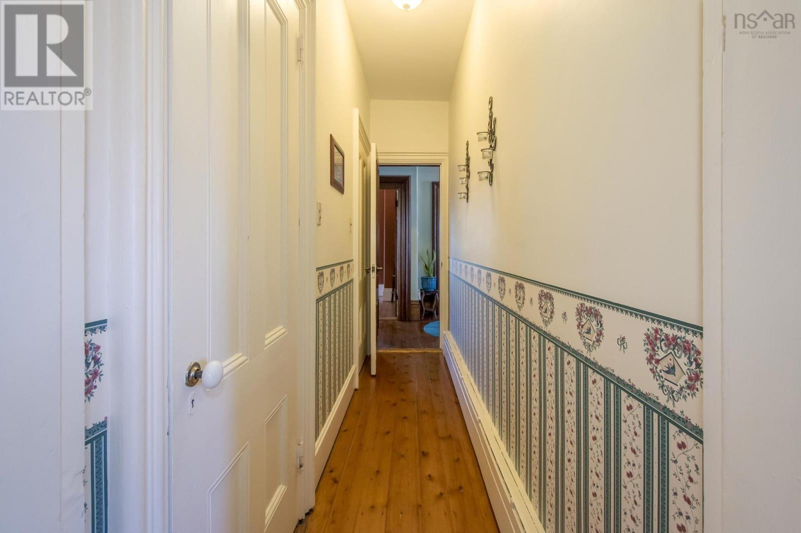 57 William Street Property Photo 31
