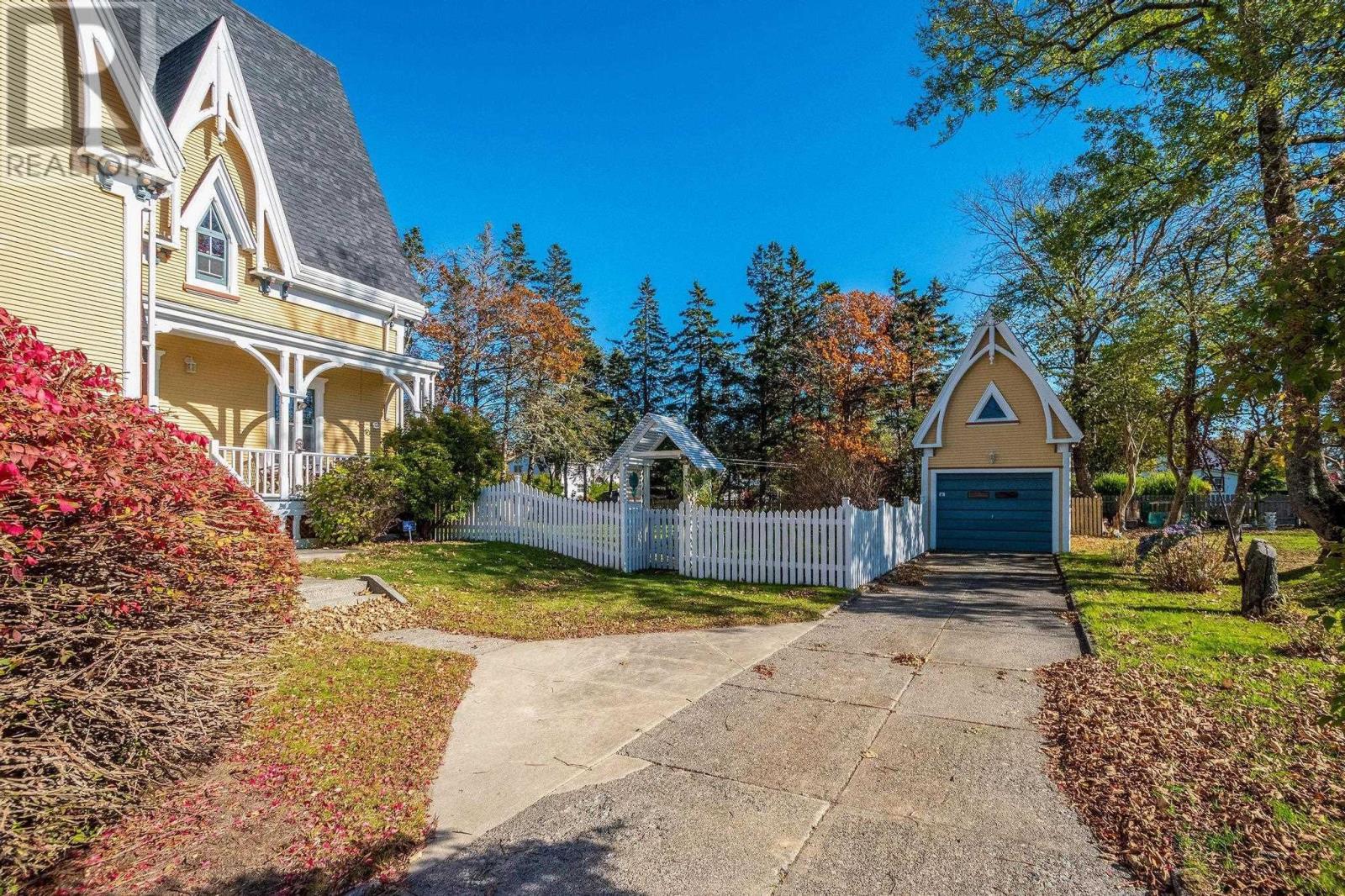 57 William Street Property Photo 38
