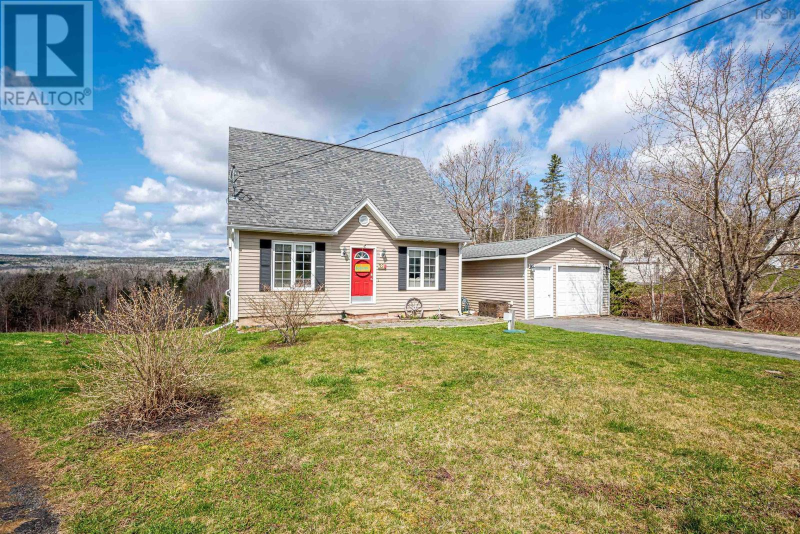 32 Avonview Property Photo 1
