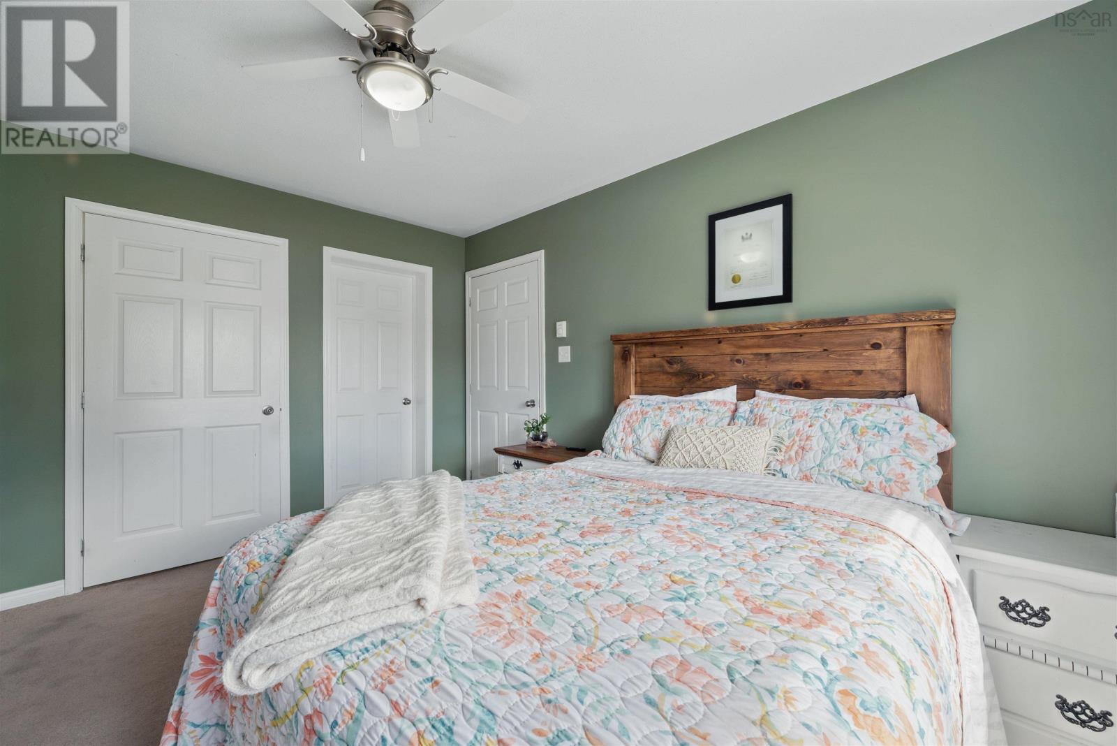 32 Avonview Property Photo 14