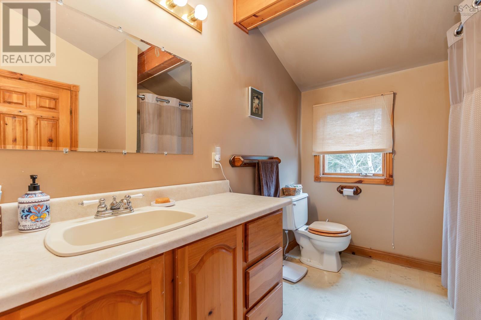 104 Cameron Road Property Photo 29