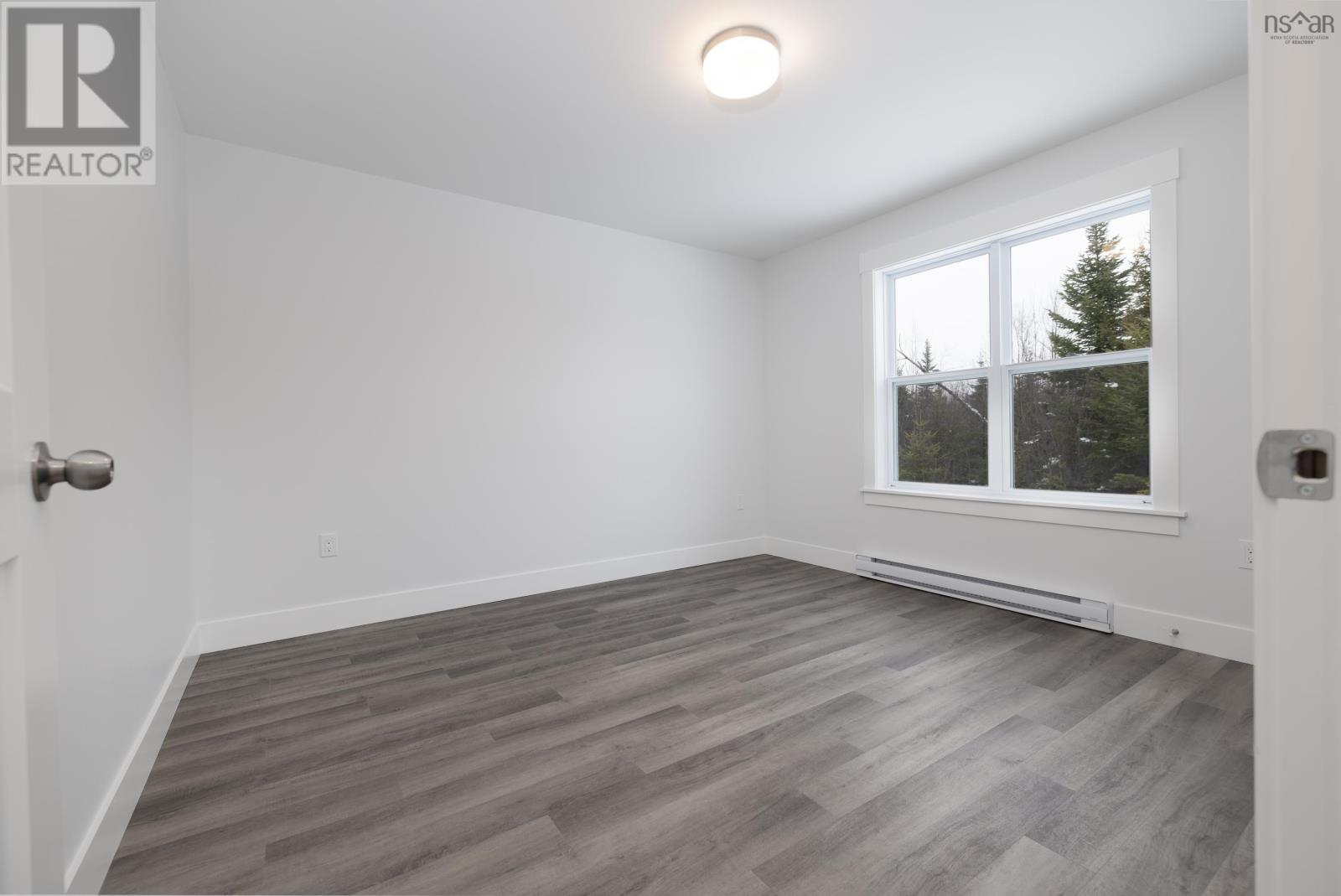 47 Theresa Court Property Photo 18